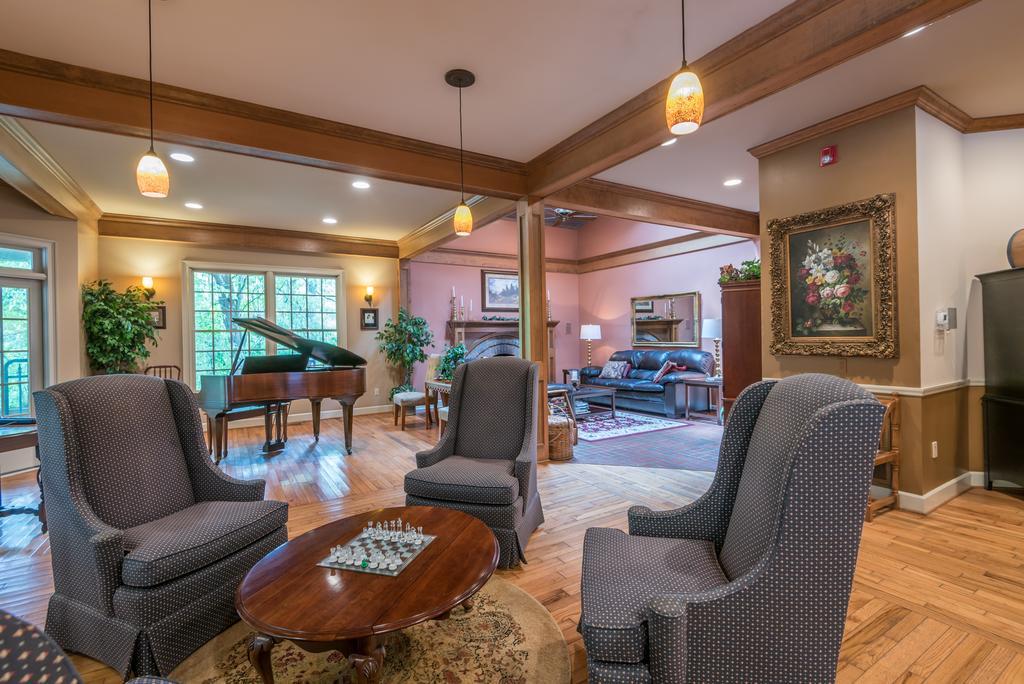 Eight Gables Inn Gatlinburg Εξωτερικό φωτογραφία